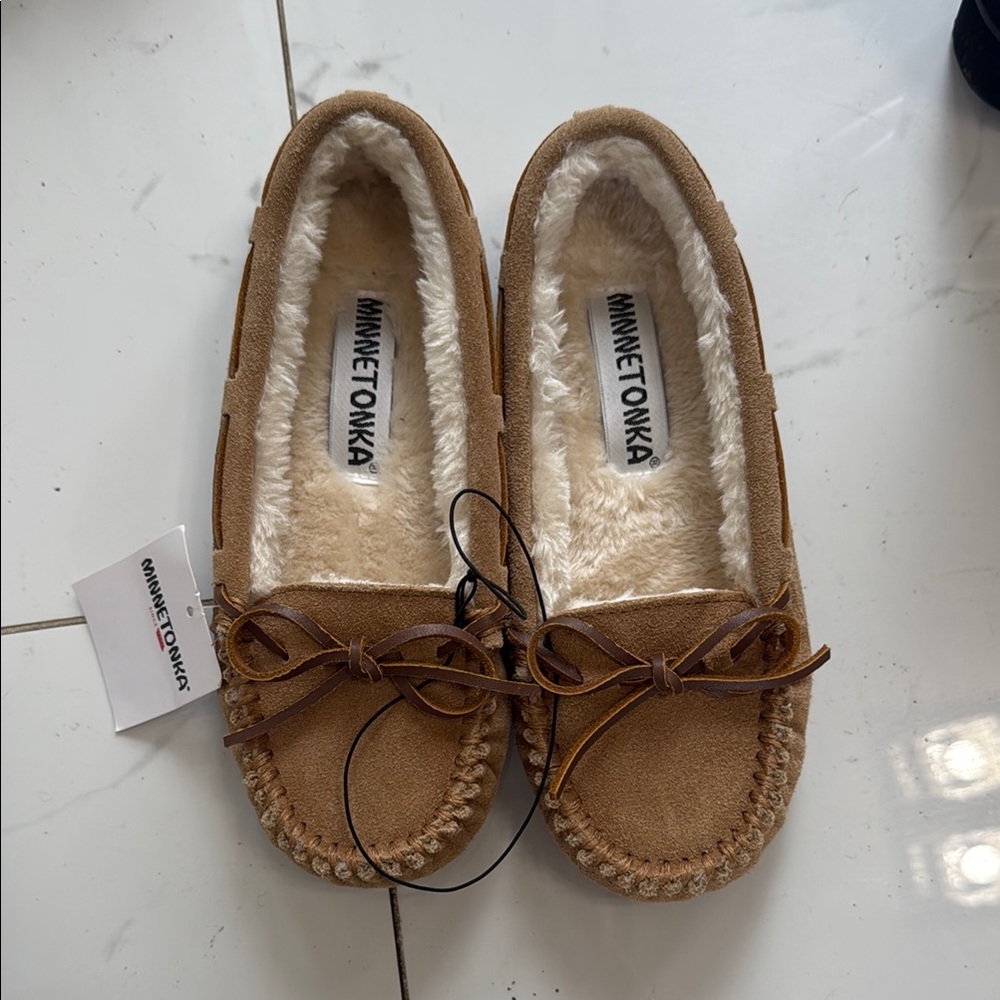 Brand new Minnetonka Tan Suede Moccasins